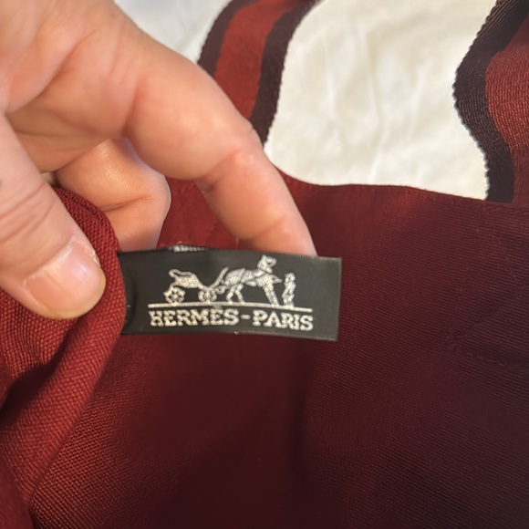 Hermes burgundy canvas tote - Picture 4 of 6